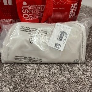 Lululemon White Opal Everywhere Belt Bag